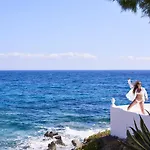 Santa Katerina - Sea View & Outdoor Hot Tub *