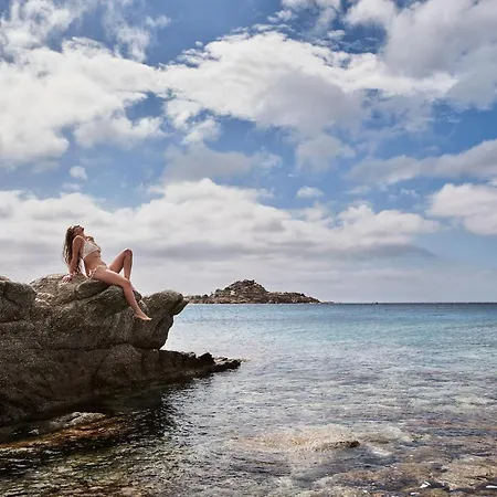 Santa Katerina - Sea View & Outdoor Hot Tub فيلة *