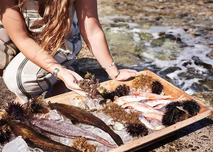 Santa Katerina - Sea View & Outdoor Hot Tub Πλατύς Γιαλός